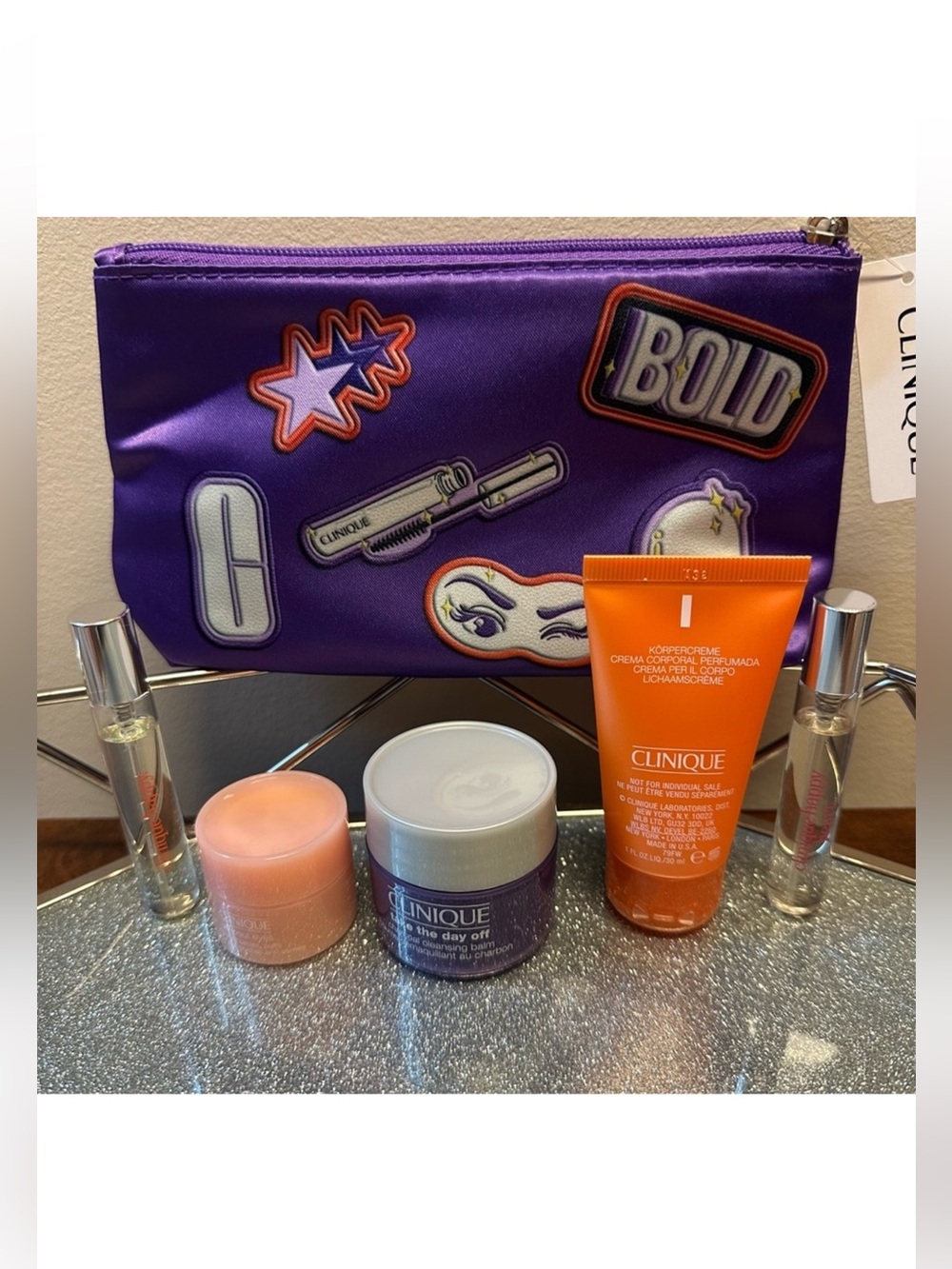 New 6 piece Clinique Beauty & Skincare set